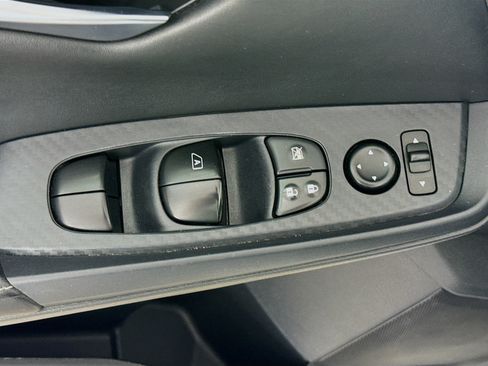 Used 2024 Nissan Sentra SV FWD image 20