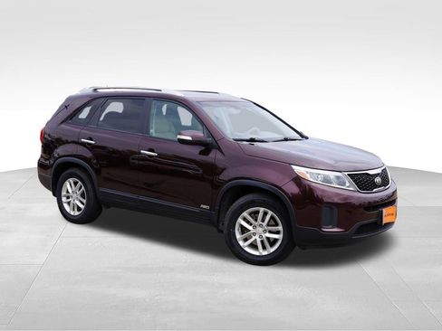 Used 2015 Kia Sorento LX AWD/4WD image 2