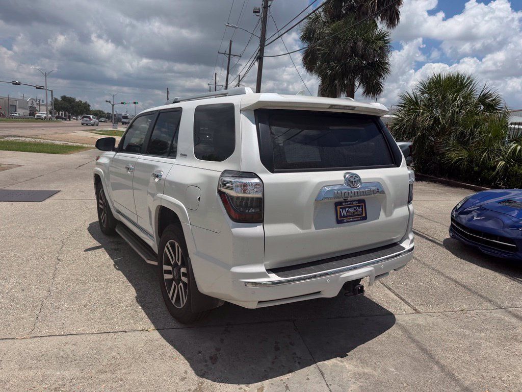 Used 2022 Toyota 4Runner Limited AWD/4WD image 9