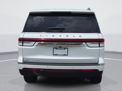 Used 2022 Lincoln Navigator Black Label AWD/4WD image 4