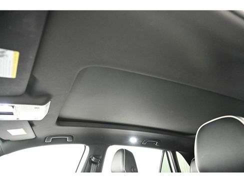 Used 2024 Volkswagen Atlas Cross Sport SEL Premium R-Line image 35