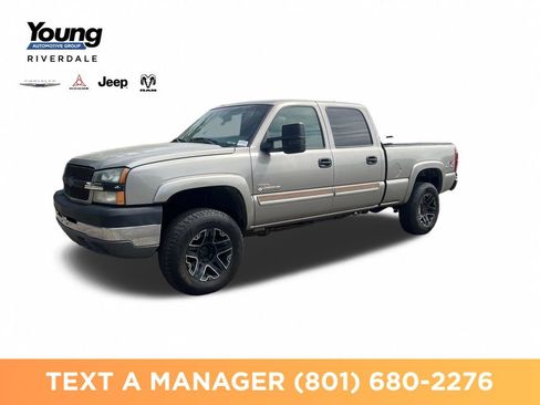 Used 2003 Chevrolet Silverado 2500 LS w/ Skid Plate Package AWD/4WD image 1