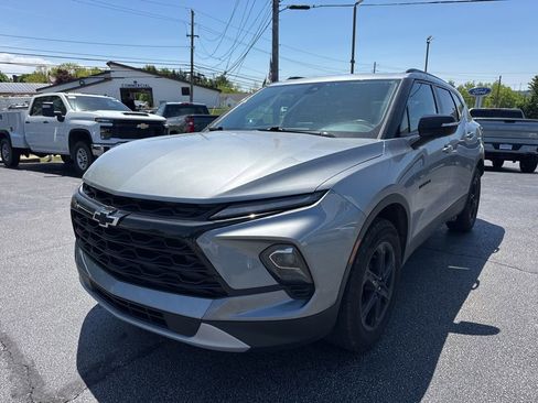 Used 2023 Chevrolet Blazer LT w/ Midnight/Sport Edition AWD/4WD image 3