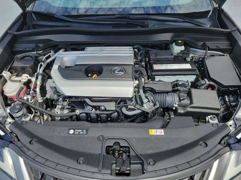 Used 2021 Lexus UX 200 w/ Accessory Package (Z1) FWD image 14