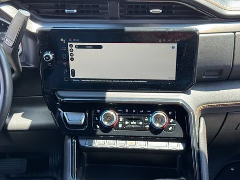 Used 2024 GMC Sierra 3500 AT4 w/ Technology Package AWD/4WD image 20