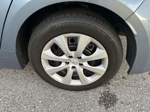 Certified 2024 Toyota Corolla LE image 9