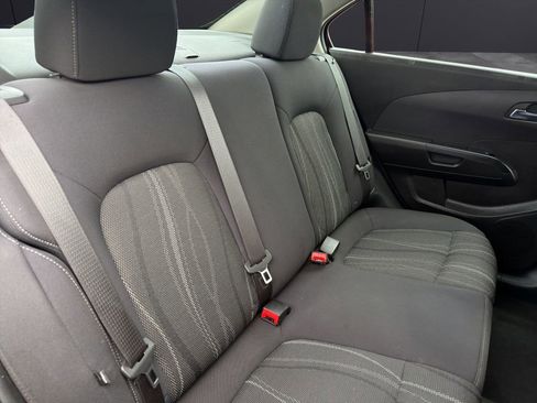 Used 2020 Chevrolet Sonic LT w/ Convenience Package image 19