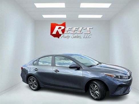 Used 2024 Kia Forte LXS FWD image 4