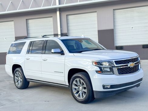 Used 2020 Chevrolet Suburban Premier w/ Max Trailering Package image 8
