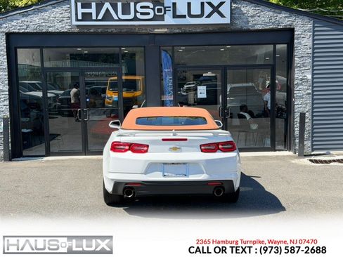 Used 2020 Chevrolet Camaro LT RWD image 15