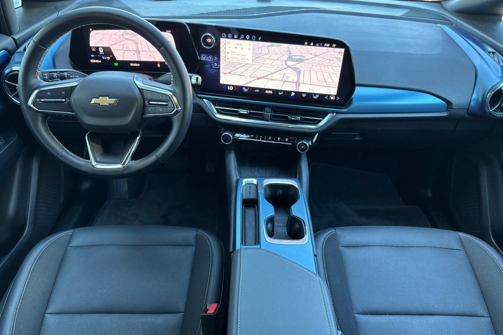 Used 2024 Chevrolet Equinox EV LT AWD/4WD image 15