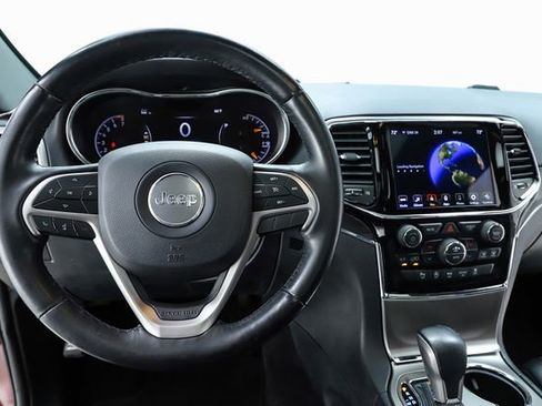 Used 2020 Jeep Grand Cherokee Limited w/ Luxury Group II image 23