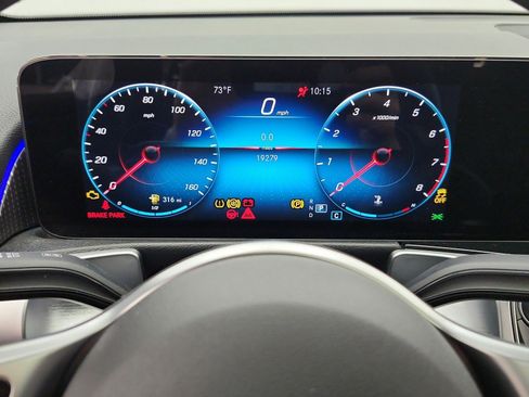 Used 2022 Mercedes-Benz GLB 250 image 9