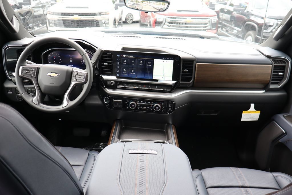New 2026 Chevrolet Silverado 3500 High Country w/ Technology Package AWD/4WD image 9