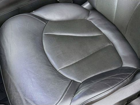 Used 2019 Buick Envision Essence AWD/4WD image 15