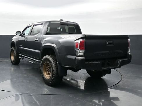 Used 2020 Toyota Tacoma TRD Off-Road image 5