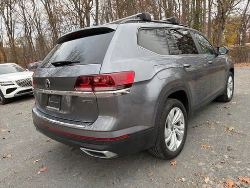 Used 2022 Volkswagen Atlas SE image 3
