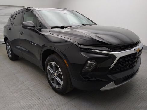 Used 2024 Chevrolet Blazer LT w/ Convenience Package FWD image 13