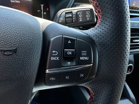 Used 2026 Ford Escape ST-Line AWD/4WD image 23