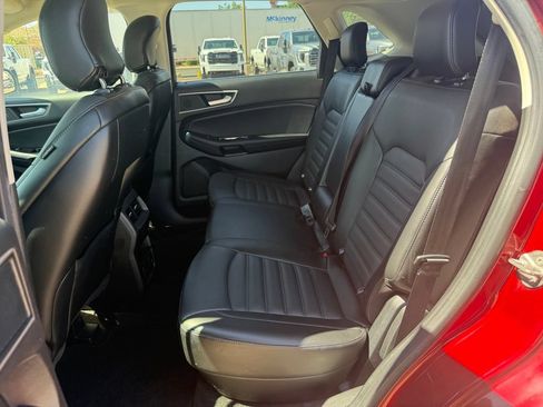 Used 2017 Ford Edge SEL w/ Equipment Group 201A AWD/4WD image 22