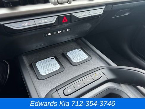 New 2027 Kia Telluride S image 28