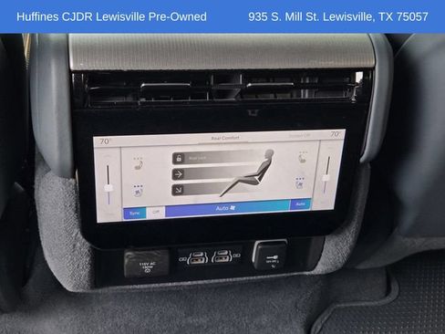 Used 2023 Jeep Grand Wagoneer L Series II w/ Premium Group II AWD/4WD image 43