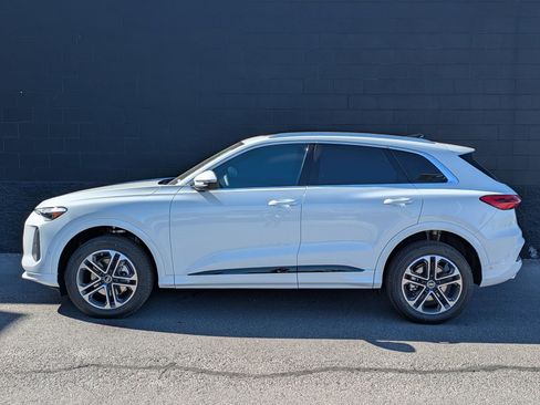 New 2026 Audi Q5 Premium AWD/4WD image 8