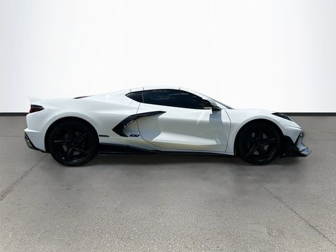 Used 2023 Chevrolet Corvette Stingray Coupe w/ Z51 Performance Package image 8