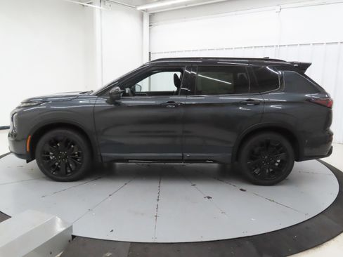 New 2026 Mitsubishi Outlander SEL Black Edition AWD/4WD image 7