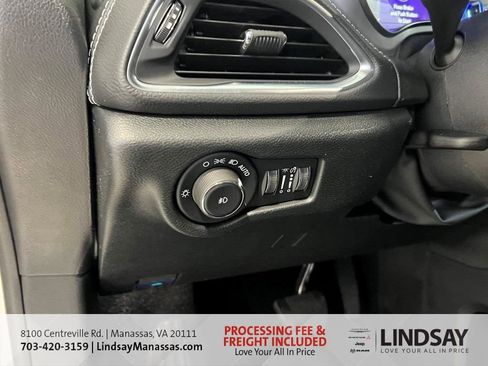 New 2026 Chrysler Pacifica Limited w/ S Appearance Package AWD/4WD image 30