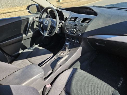 Used 2012 MAZDA MAZDA3 i Touring image 15