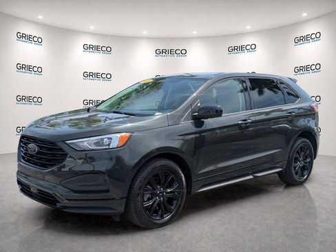 Used 2022 Ford Edge SE w/ Black Appearance Package AWD/4WD image 3