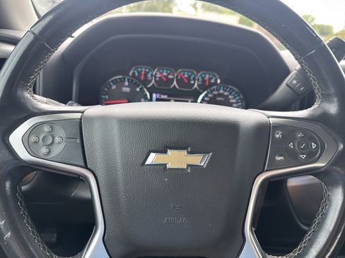 Used 2017 Chevrolet Silverado 1500 LT AWD/4WD image 15