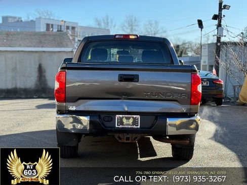 Used 2017 Toyota Tundra SR5 AWD/4WD image 5