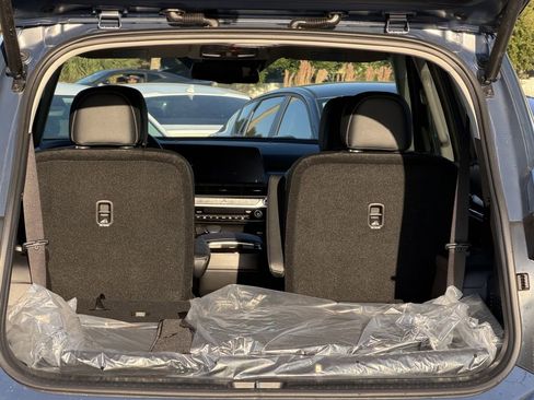 New 2025 Kia Telluride EX w/ EX Captain's Chair Package image 9