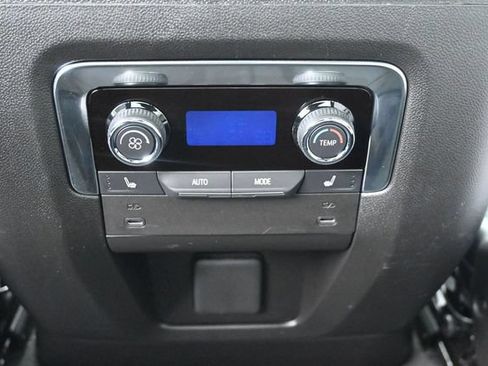 Used 2025 Chevrolet Tahoe Premier w/ Sun And Tow Package AWD/4WD image 21