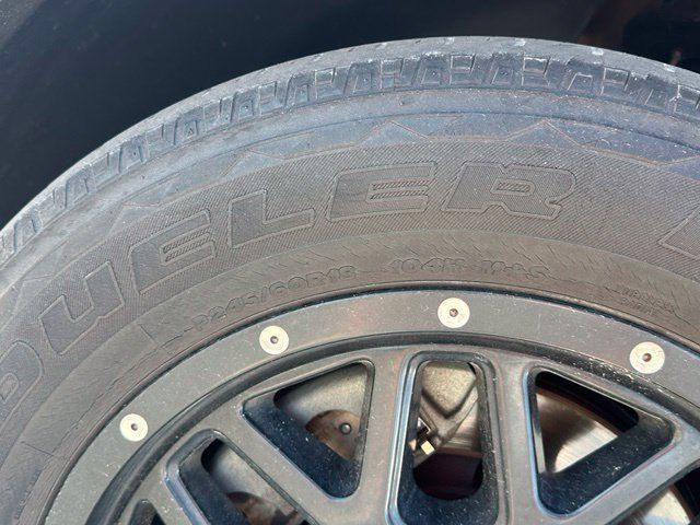 Used 2013 Ford Explorer XLT AWD/4WD image 15