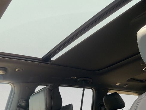 New 2026 Jeep Grand Wagoneer Summit w/ Rear Seat Video Group I AWD/4WD image 23