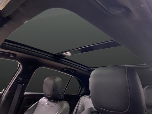 Used 2019 Cadillac XT4 Sport w/ Cold Weather Package image 7