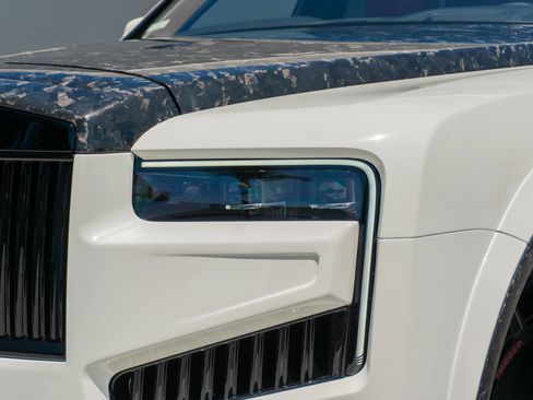 Used 2026 Rolls-Royce Cullinan AWD/4WD image 20