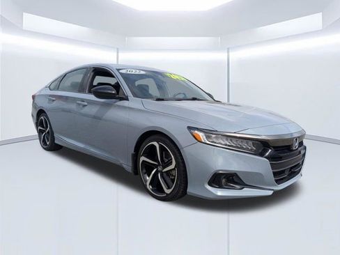 Used 2022 Honda Accord Sport image 2
