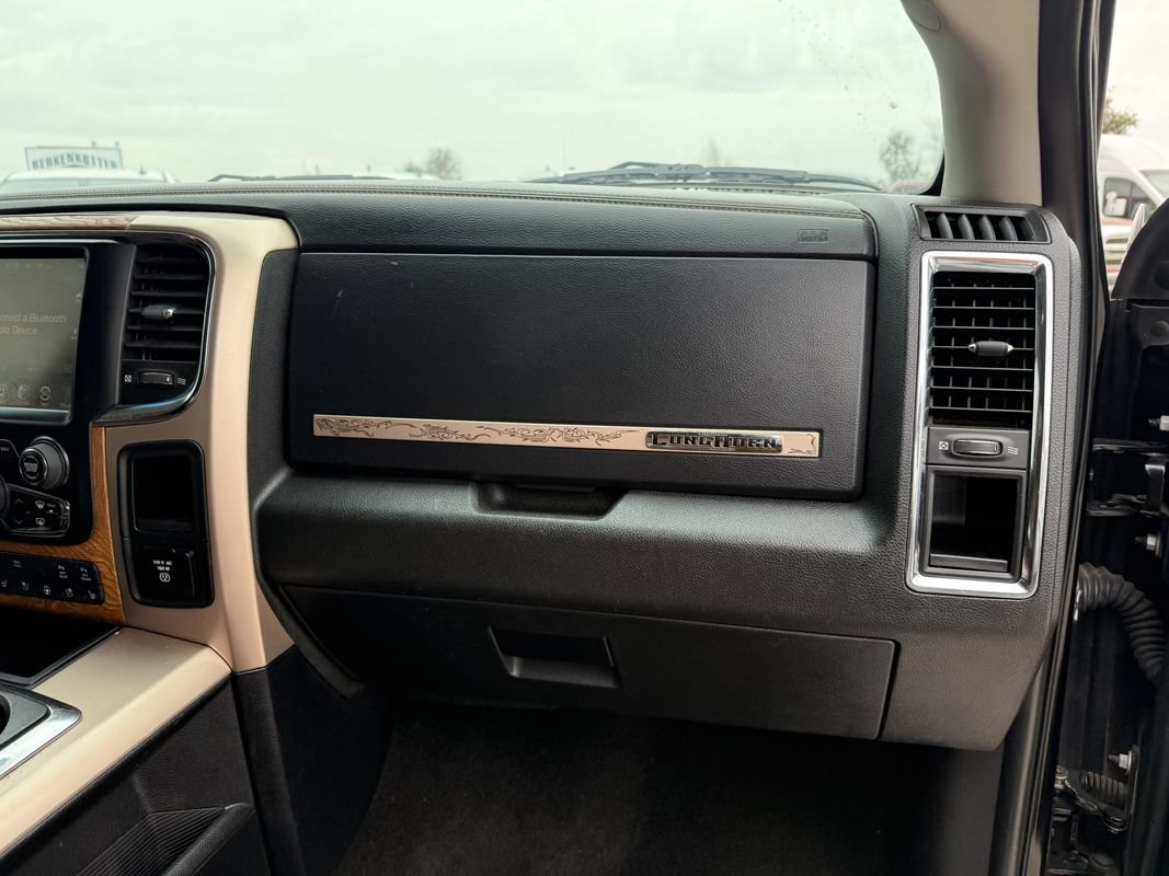 Used 2015 RAM 1500 Laramie Longhorn w/ Convenience Group AWD/4WD image 19