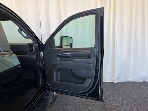 Used 2025 Chevrolet Silverado 2500 LT w/ Safety Package AWD/4WD image 17