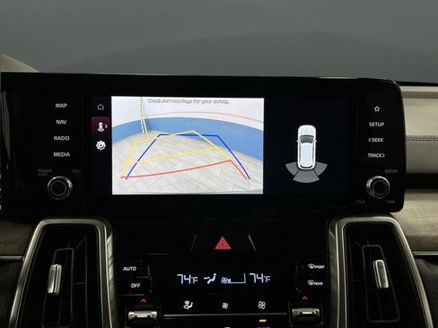 Used 2022 Kia Sorento X-Line EX image 11