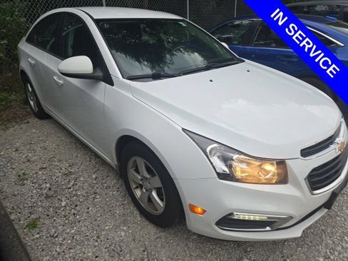 Used 2016 Chevrolet Cruze LT FWD image 1