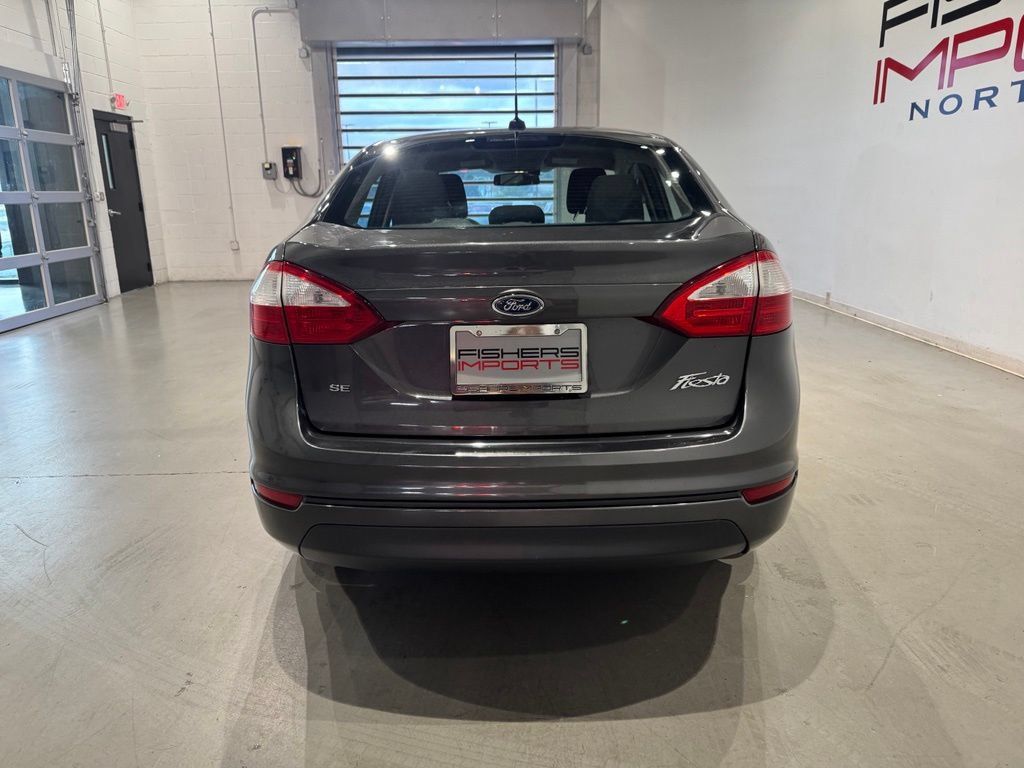 Used 2017 Ford Fiesta SE w/ Cold Weather Package FWD image 7