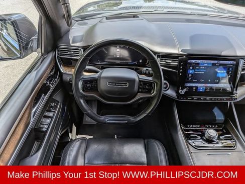 Used 2022 Jeep Grand Wagoneer Series I AWD/4WD image 15