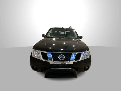 Used 2017 Nissan Frontier PRO-4X w/ Pro-4x Luxury Package image 3