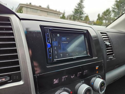 Used 2012 Toyota Sequoia Platinum image 8