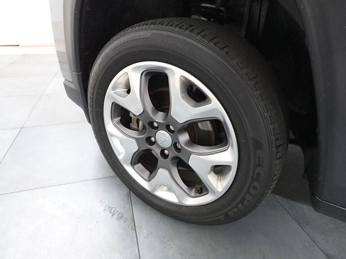 Used 2021 Jeep Compass Limited image 29